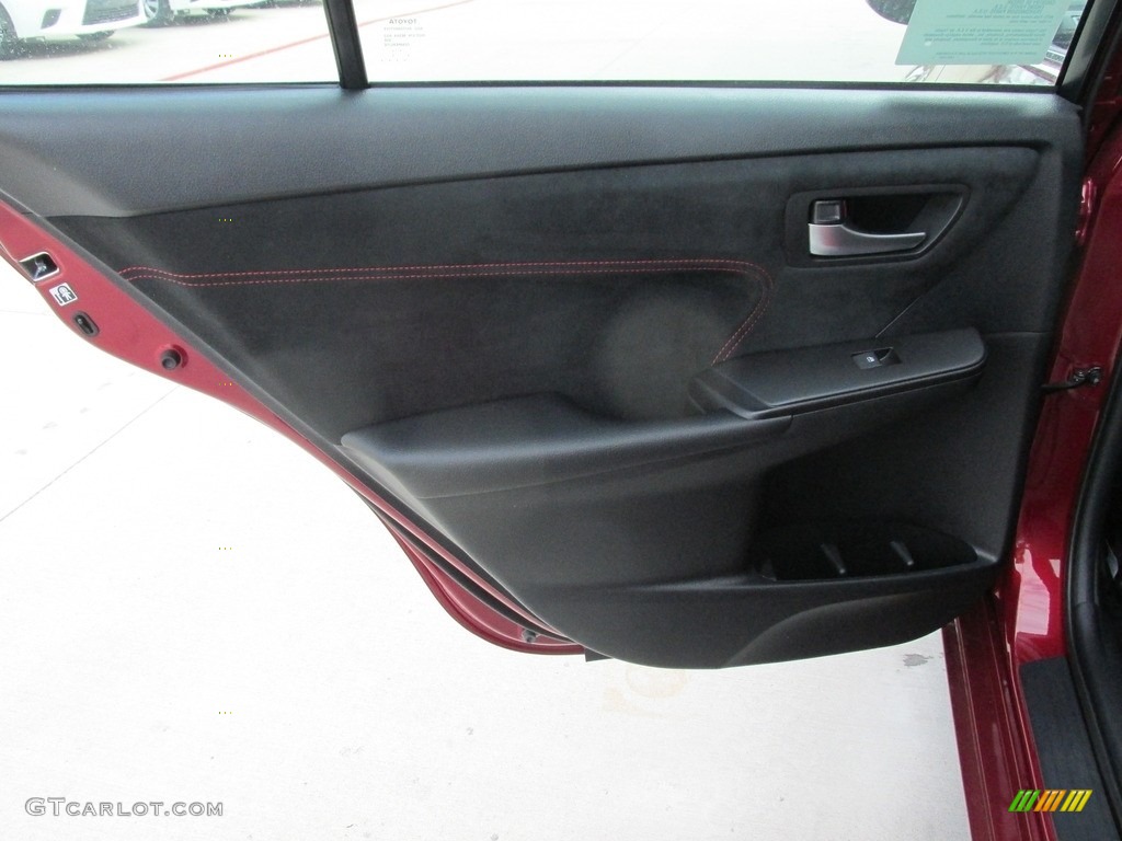 2017 Toyota Camry XSE Black Door Panel Photo #114478327