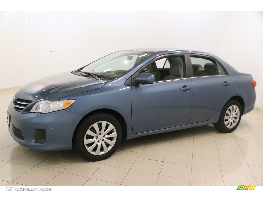 2013 Corolla LE - Tropical Sea Metallic / Ash photo #3