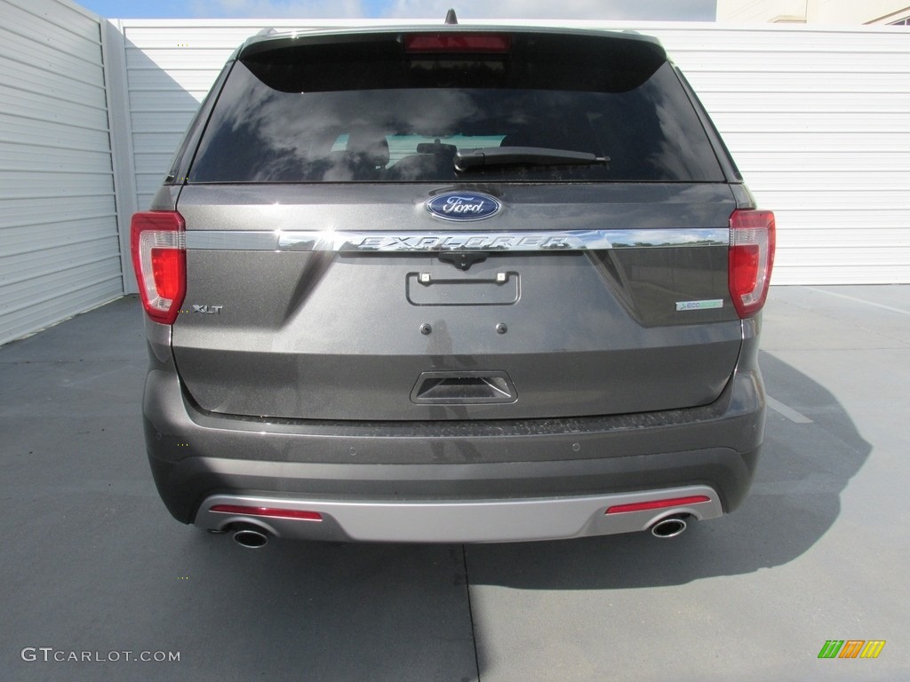 2017 Explorer XLT - Magnetic / Ebony Black photo #5