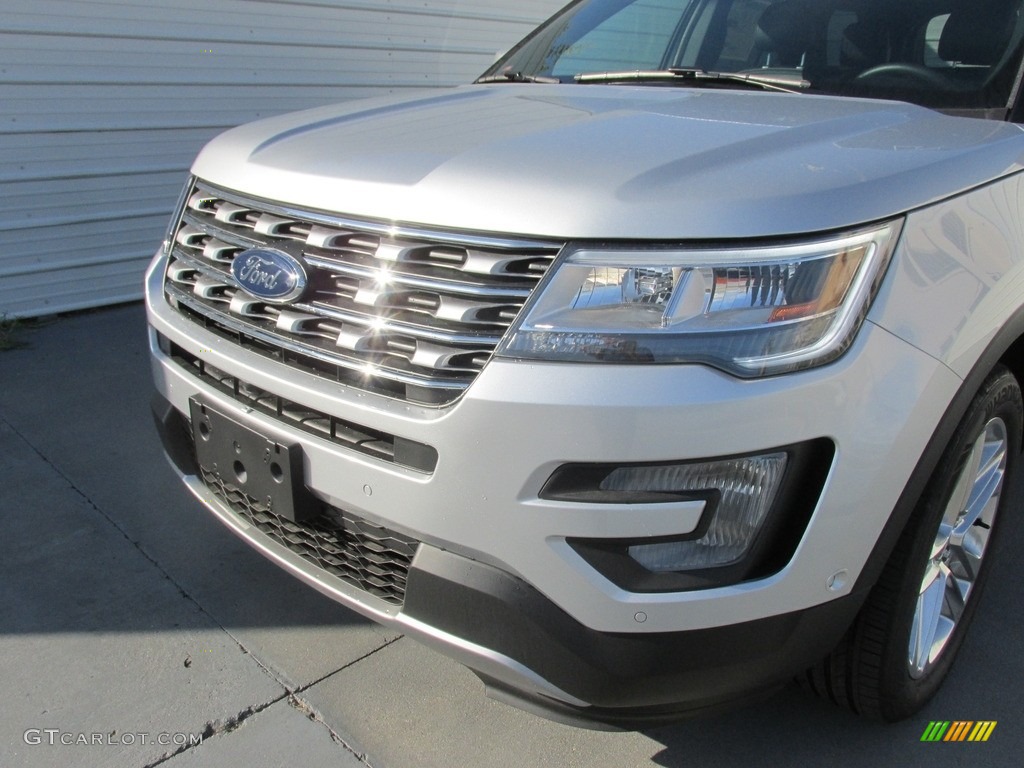 2017 Explorer Limited - Ingot Silver / Ebony Black photo #10