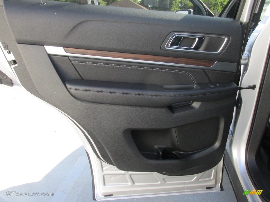 2017 Explorer Limited - Ingot Silver / Ebony Black photo #20