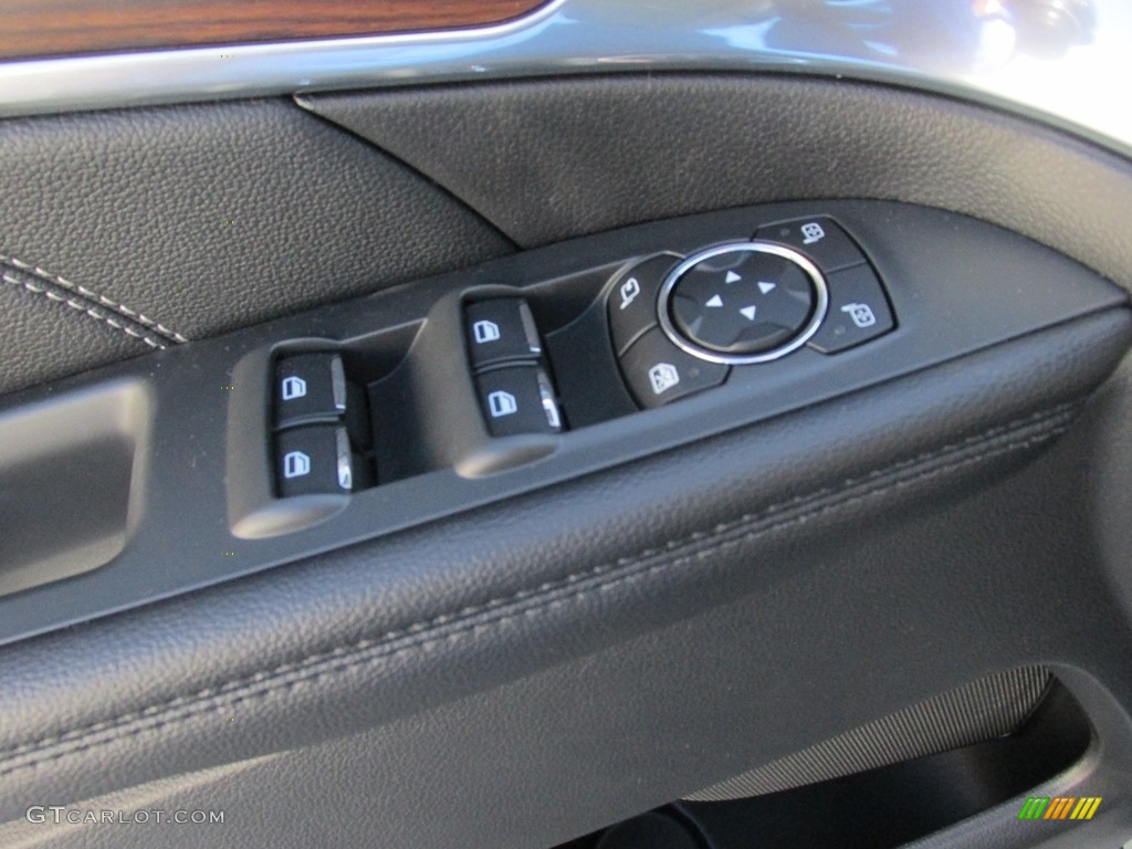 2017 Explorer Limited - Ingot Silver / Ebony Black photo #23