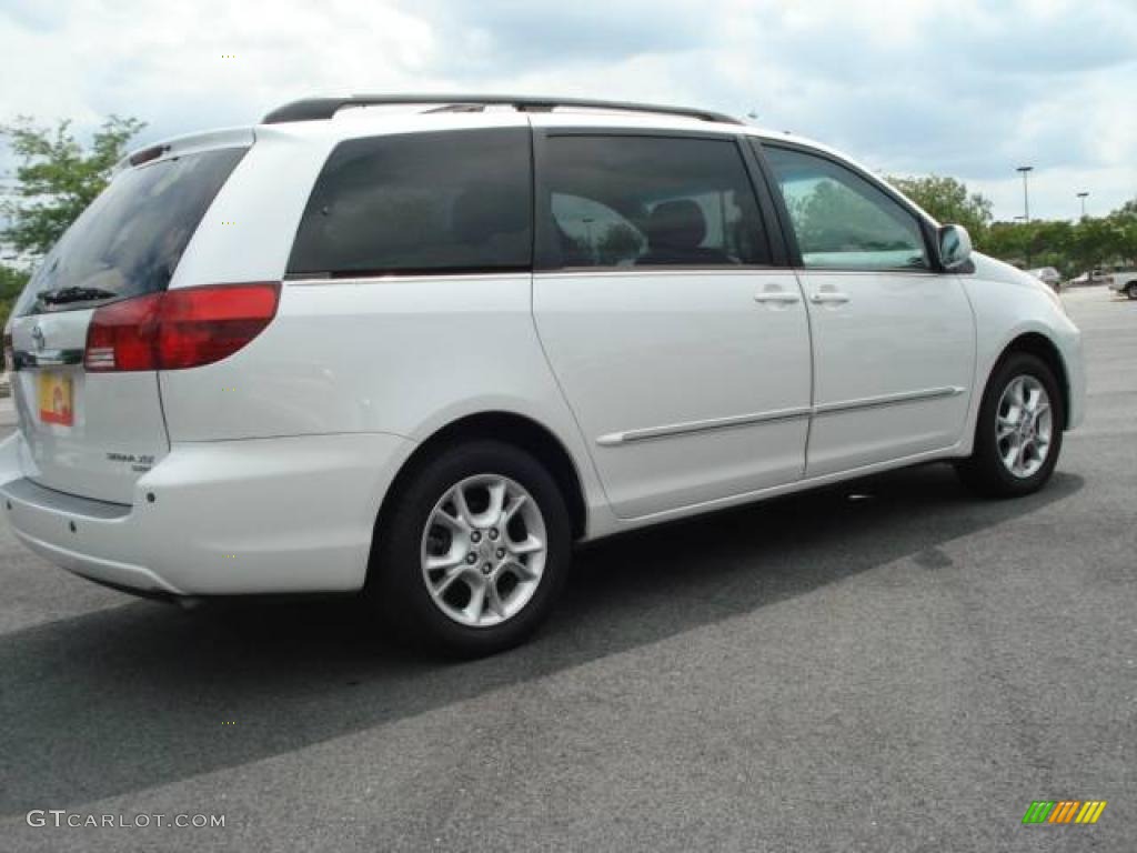 2005 Sienna XLE - Natural White / Stone photo #4