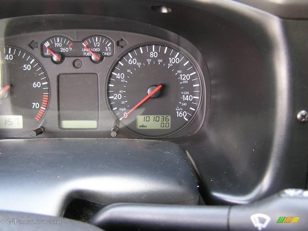2003 EuroVan MV - Arctic White / Gray photo #19