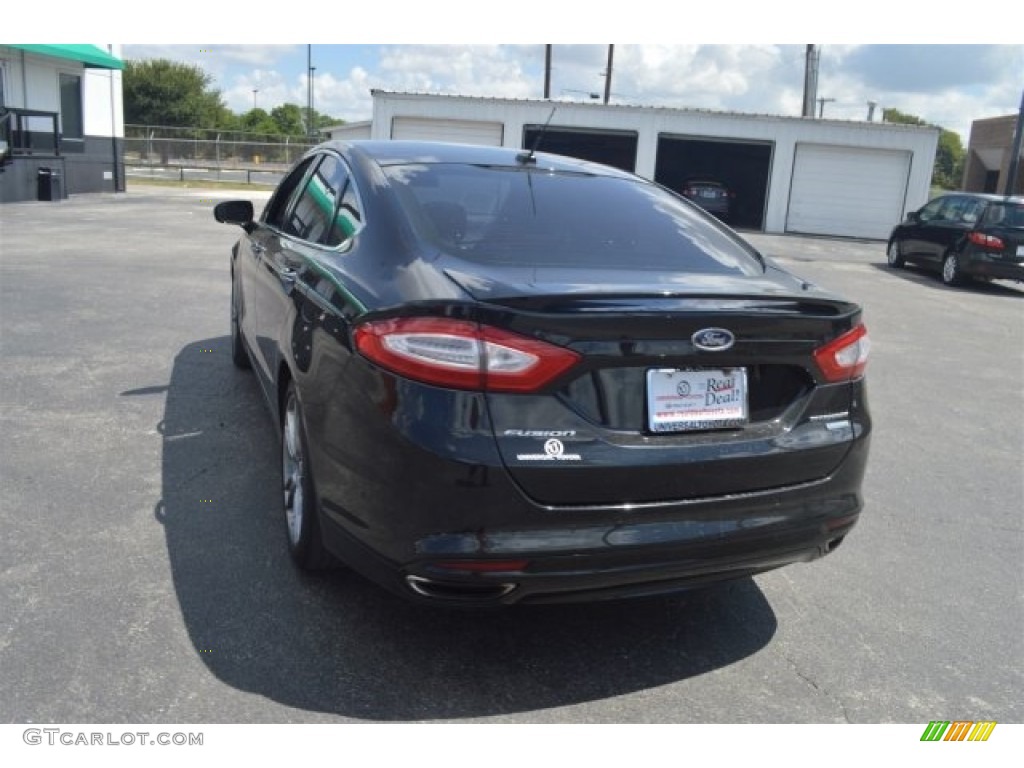 2013 Fusion Titanium - Tuxedo Black Metallic / Charcoal Black photo #8