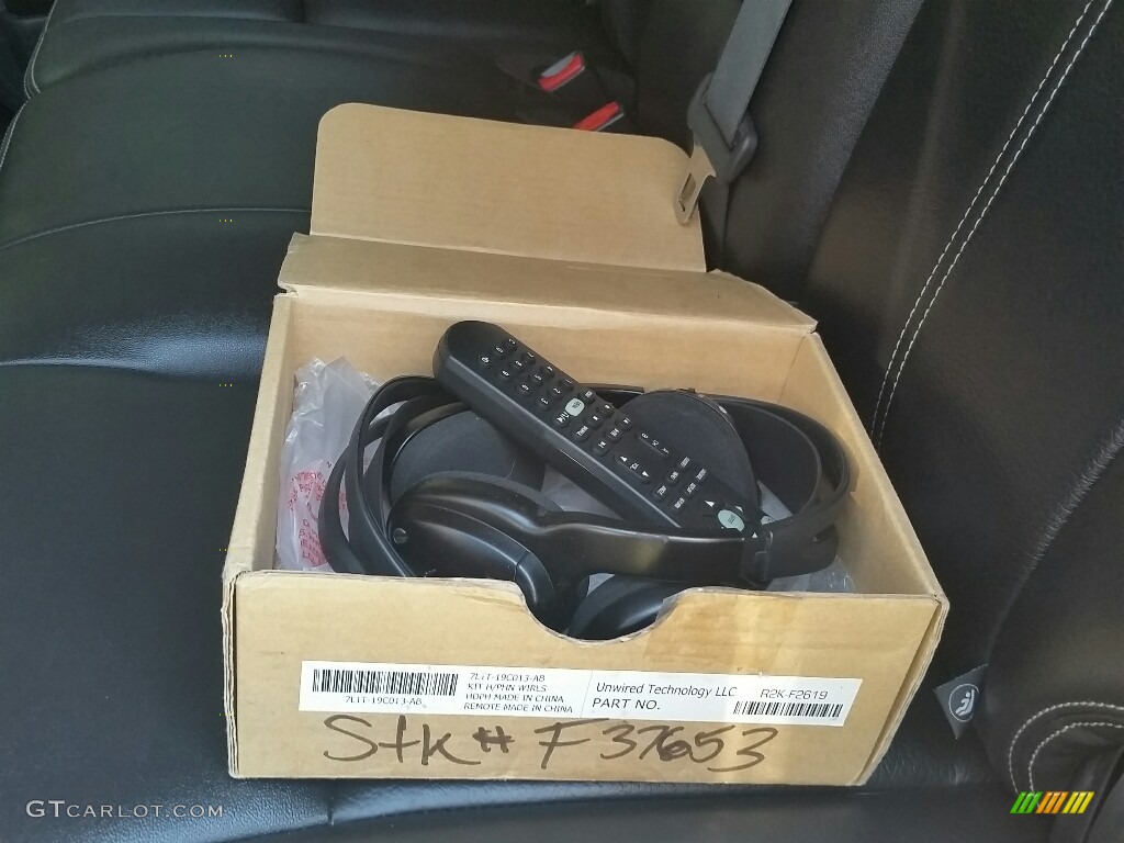 2008 Edge SEL AWD - Vapor Silver Metallic / Charcoal photo #20