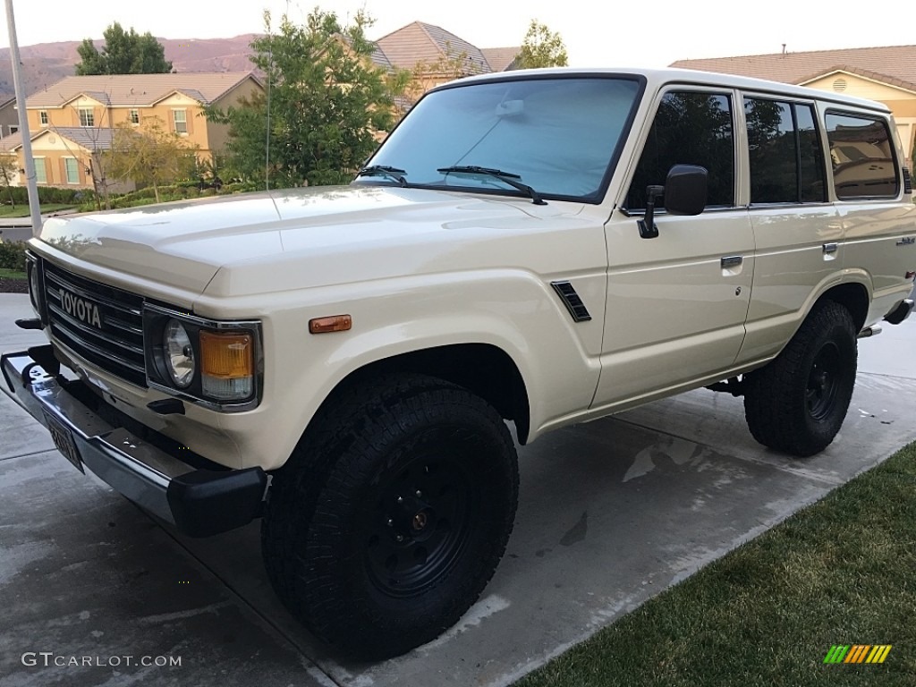 Alpine White 1987 Toyota Land Cruiser FJ60 Exterior Photo #114497787
