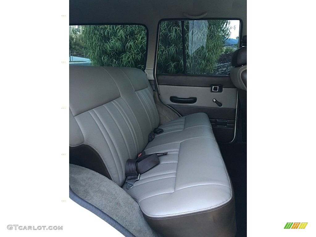 1987 Toyota Land Cruiser FJ60 Rear Seat Photos