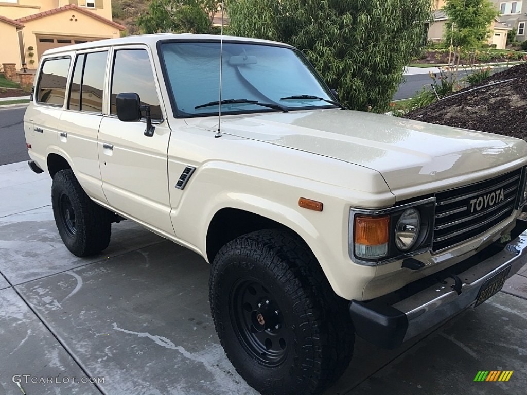 Alpine White 1987 Toyota Land Cruiser FJ60 Exterior Photo #114498306