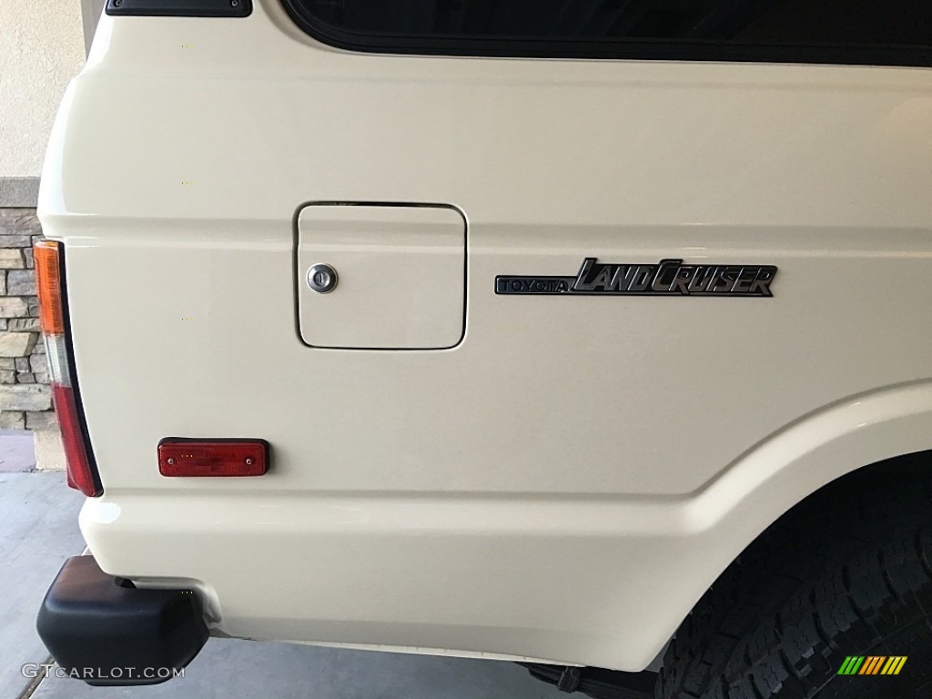 1987 Toyota Land Cruiser FJ60 Marks and Logos Photo #114498474