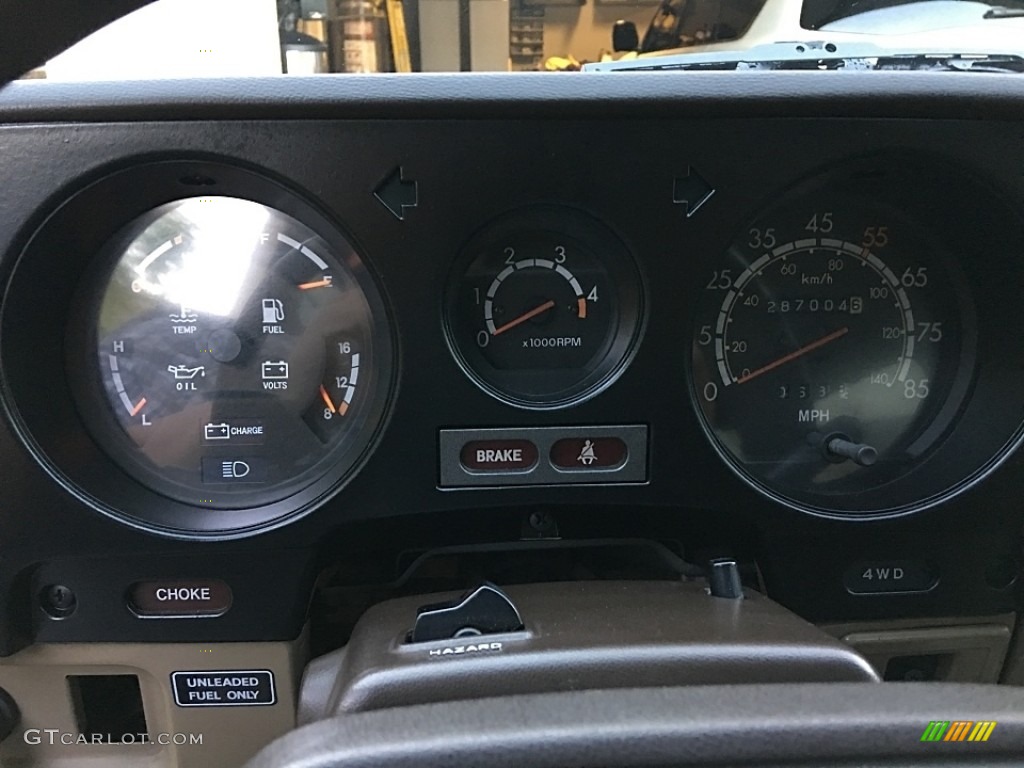1987 Toyota Land Cruiser FJ60 Gauges Photo #114498870