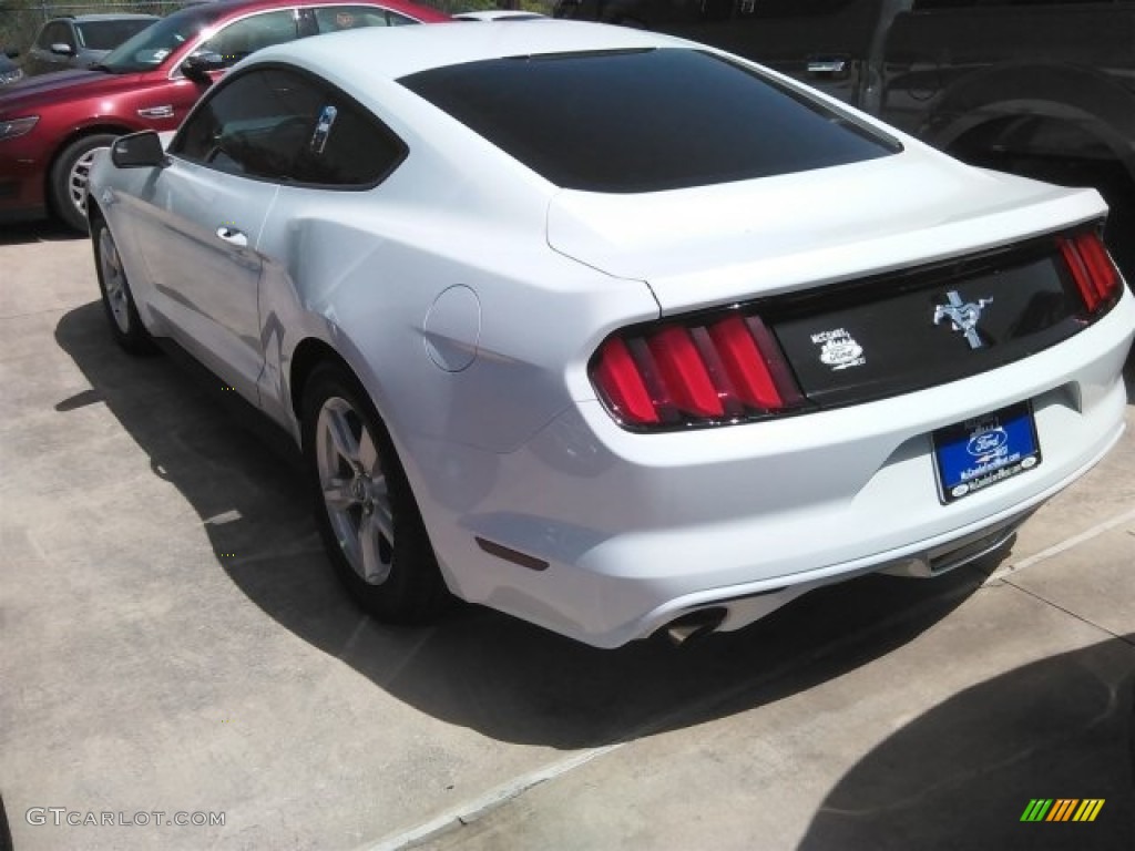 2017 Mustang V6 Coupe - Oxford White / Ebony photo #10