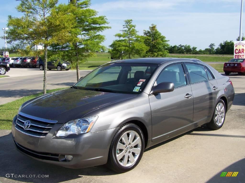 2006 Avalon Limited - Phantom Gray Pearl / Light Gray photo #1