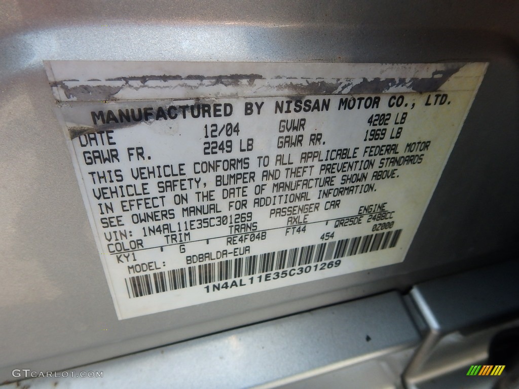 2005 Altima 2.5 S - Sheer Silver Metallic / Charcoal photo #14