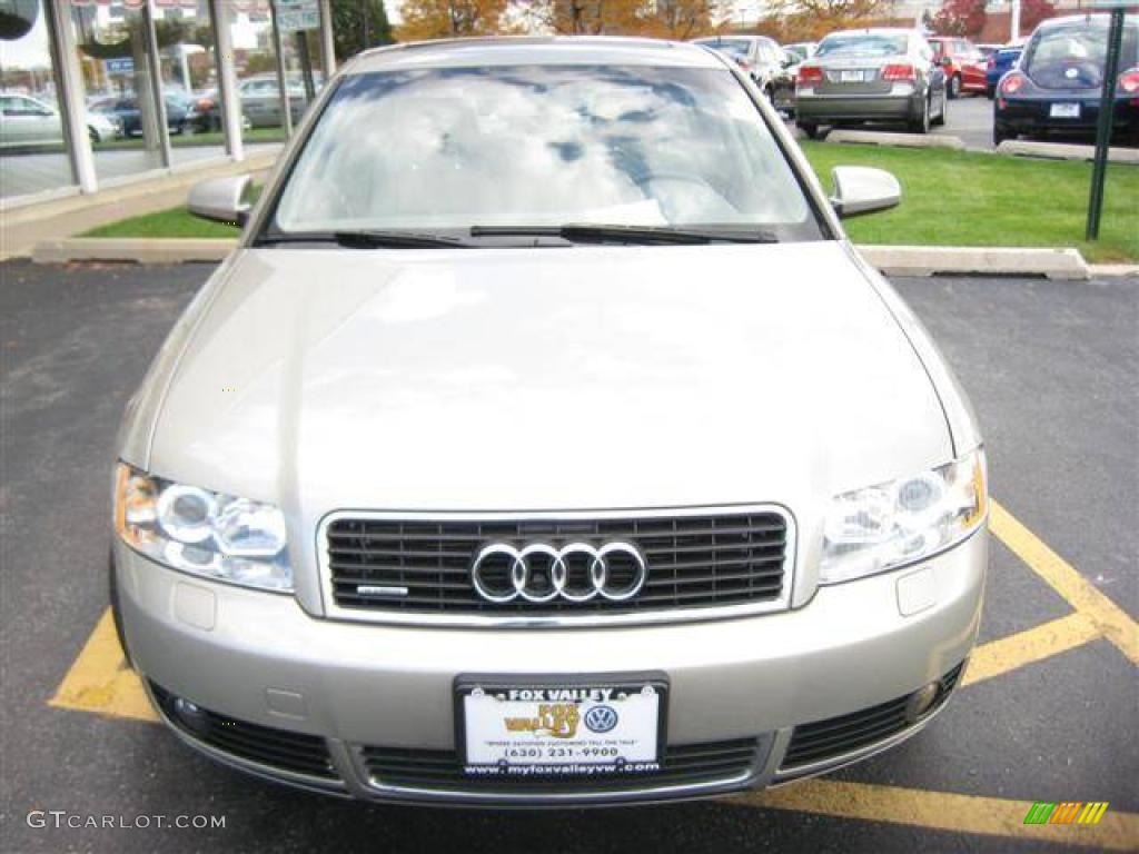2004 A4 1.8T quattro Sedan - Champagne Metallic / Beige photo #7