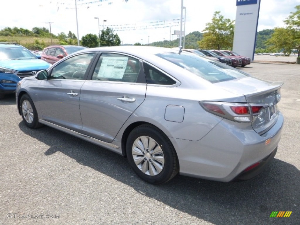 2016 Sonata Hybrid SE - Pewter Gray Metallic / Gray photo #9