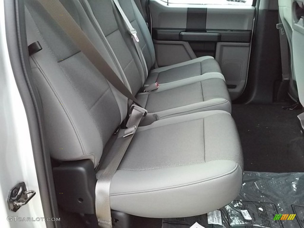 2016 F150 XL SuperCrew - Ingot Silver / Medium Earth Gray photo #11
