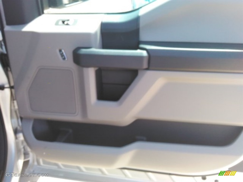 2016 F150 XL SuperCab - Ingot Silver / Medium Earth Gray photo #17