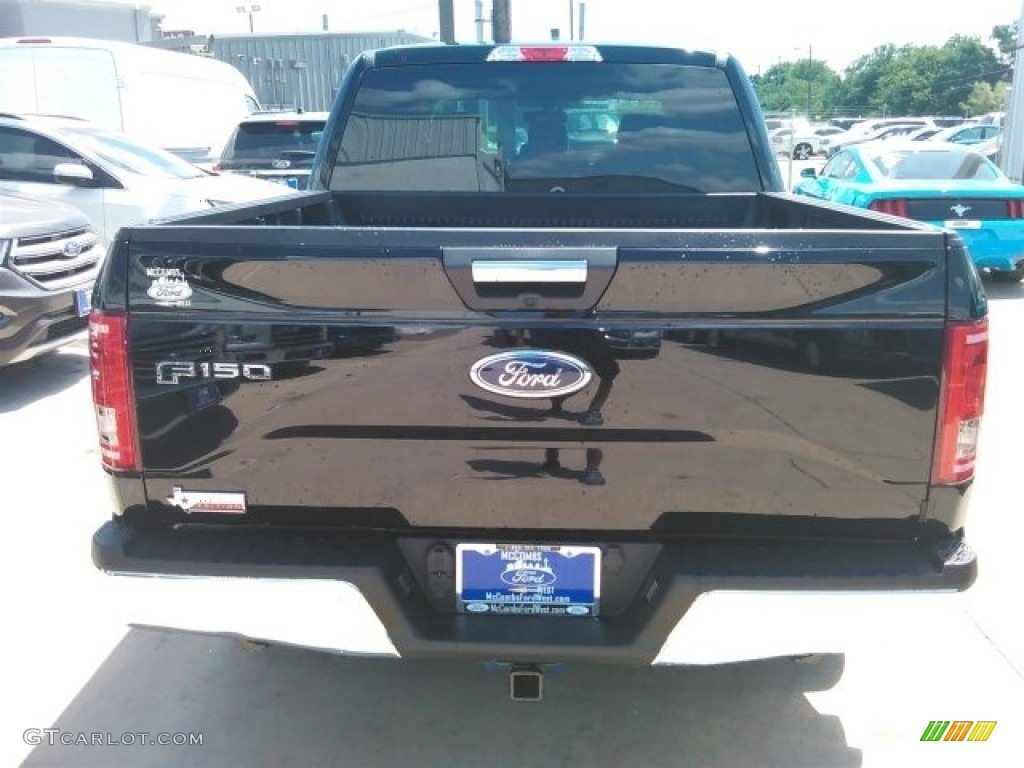 2016 F150 XLT SuperCrew - Shadow Black / Medium Earth Gray photo #11