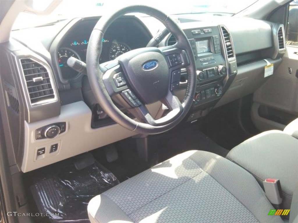 2016 F150 XLT SuperCrew - Shadow Black / Medium Earth Gray photo #27