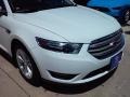 2016 Oxford White Ford Taurus SEL  photo #2