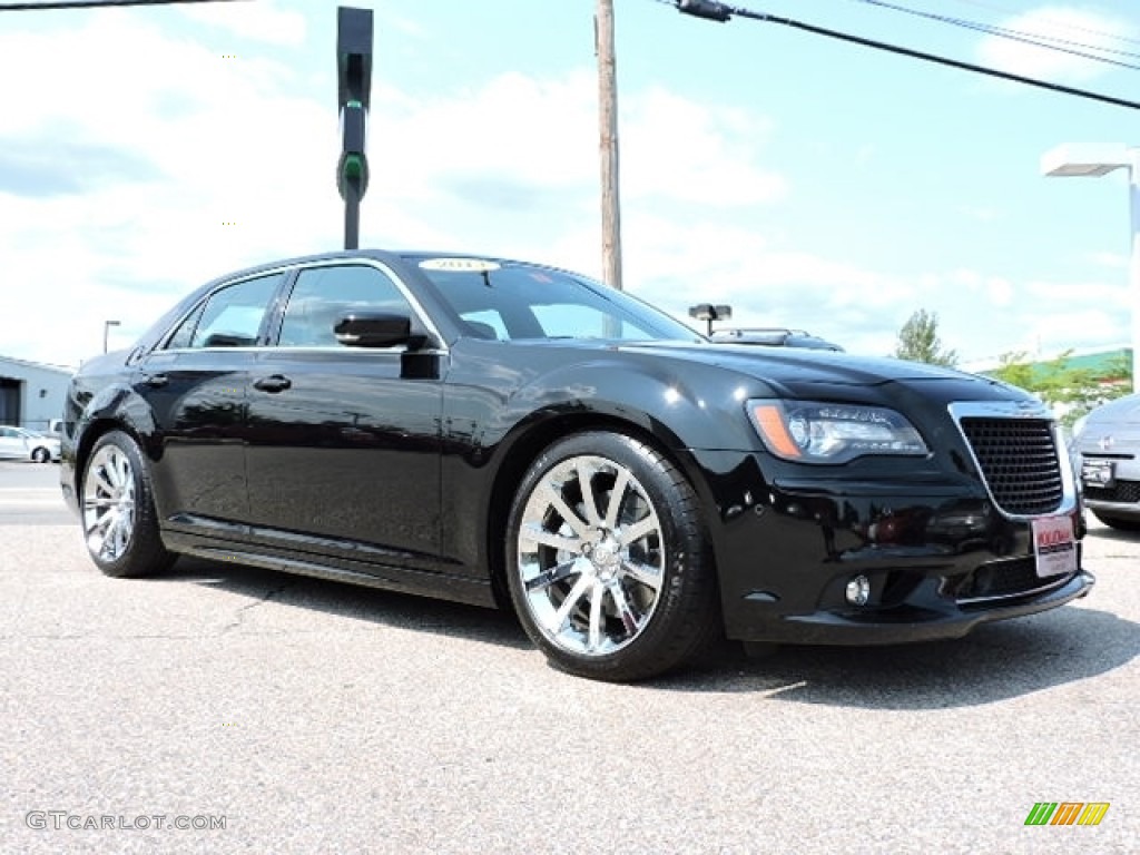 2013 300 SRT8 - Gloss Black / Black photo #3