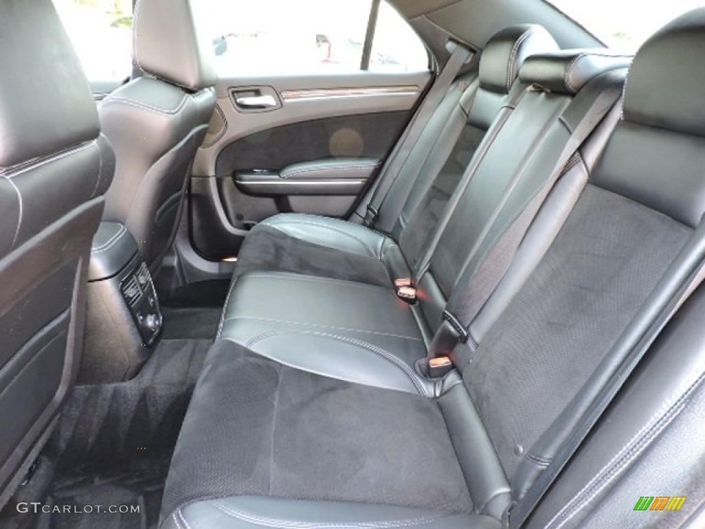 2013 Chrysler 300 SRT8 Rear Seat Photo #114527016