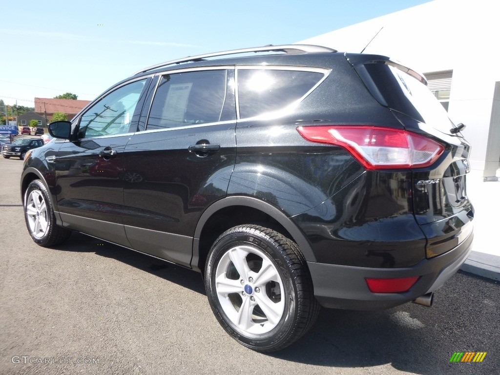 2013 Escape SE 1.6L EcoBoost 4WD - Tuxedo Black Metallic / Charcoal Black photo #9