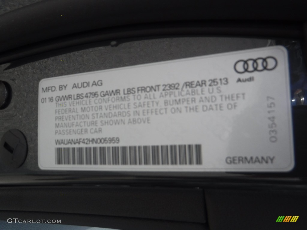 2017 A4 2.0T Premium quattro - Manhattan Gray Metallic / Black photo #40