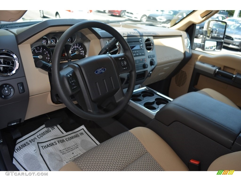 2016 F350 Super Duty XLT Crew Cab 4x4 - Ruby Red Metallic / Adobe photo #9