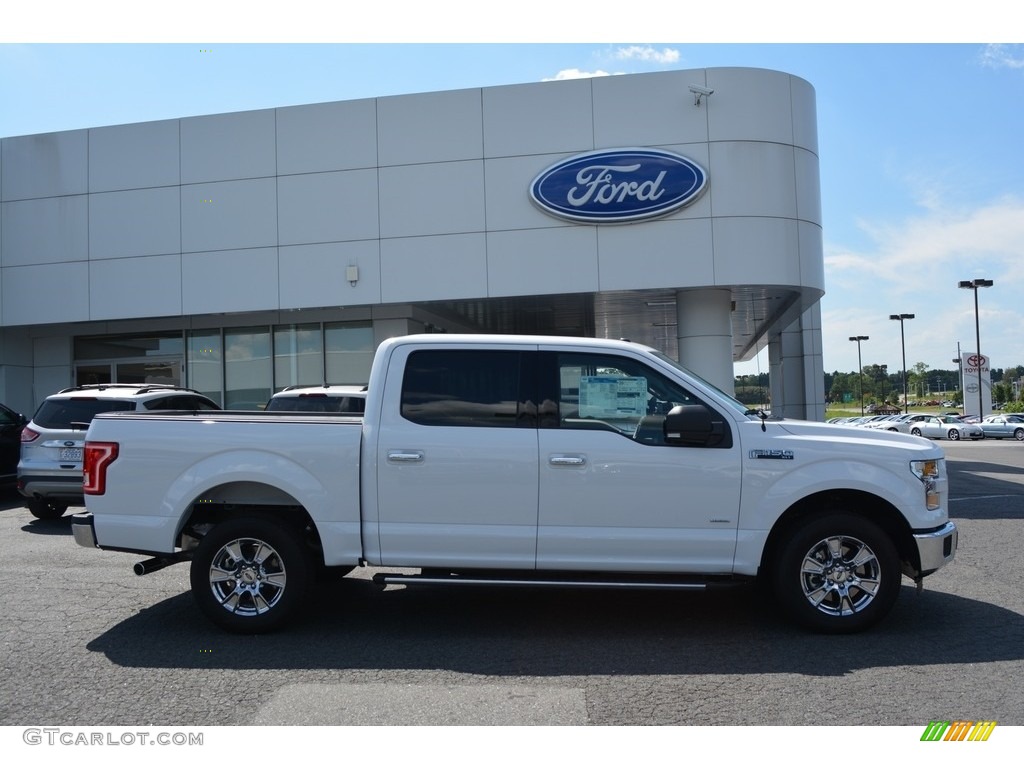 2016 F150 XLT SuperCrew - Oxford White / Medium Earth Gray photo #2