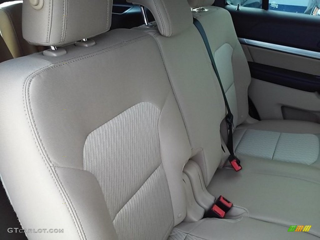 2017 Explorer FWD - Blue Jeans / Medium Light Camel photo #15