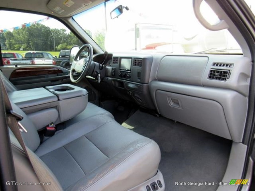 2002 F250 Super Duty Lariat Crew Cab 4x4 - Dark Shadow Grey Metallic / Medium Flint photo #28