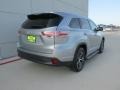 Silver Sky Metallic - Highlander XLE Photo No. 4
