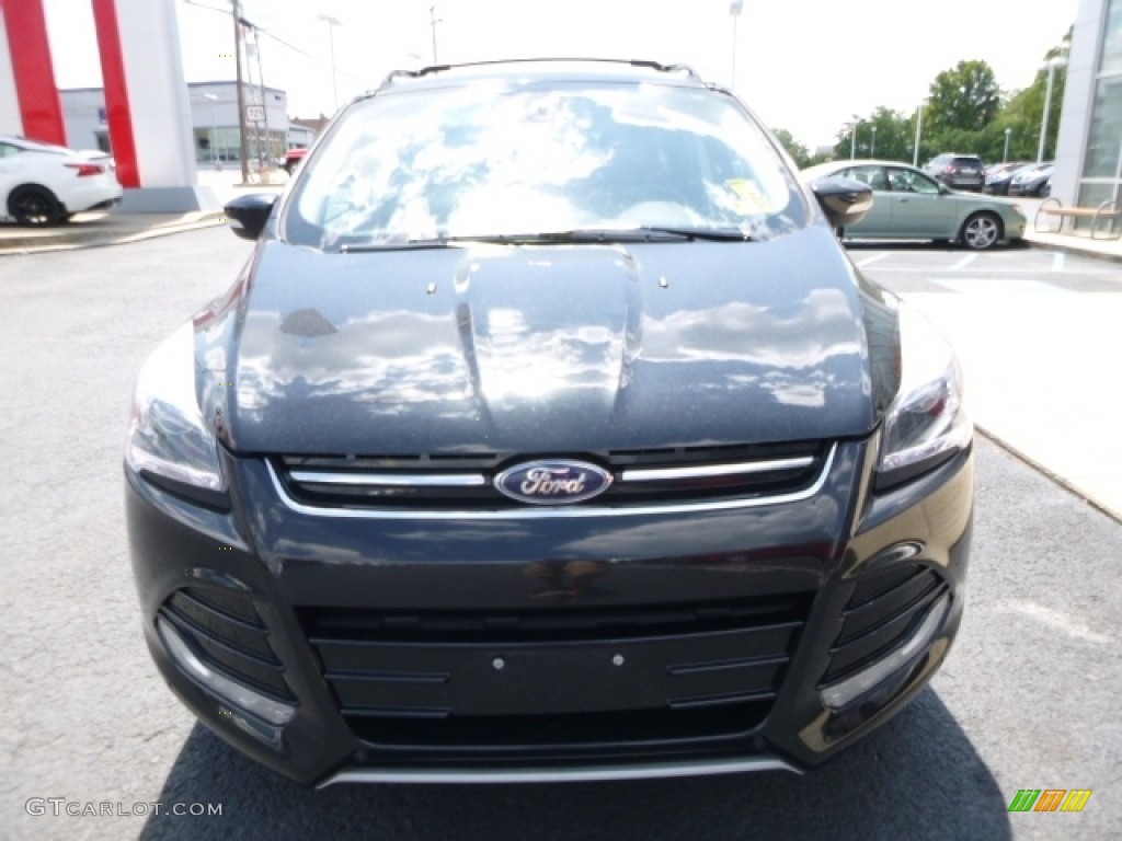 2013 Escape Titanium 2.0L EcoBoost 4WD - Tuxedo Black Metallic / Charcoal Black photo #13