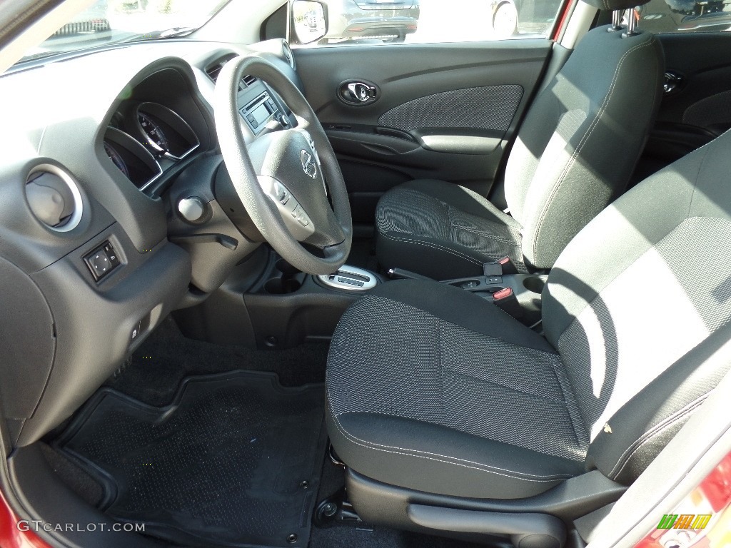 2015 Versa 1.6 SV Sedan - Red Brick / Charcoal photo #4