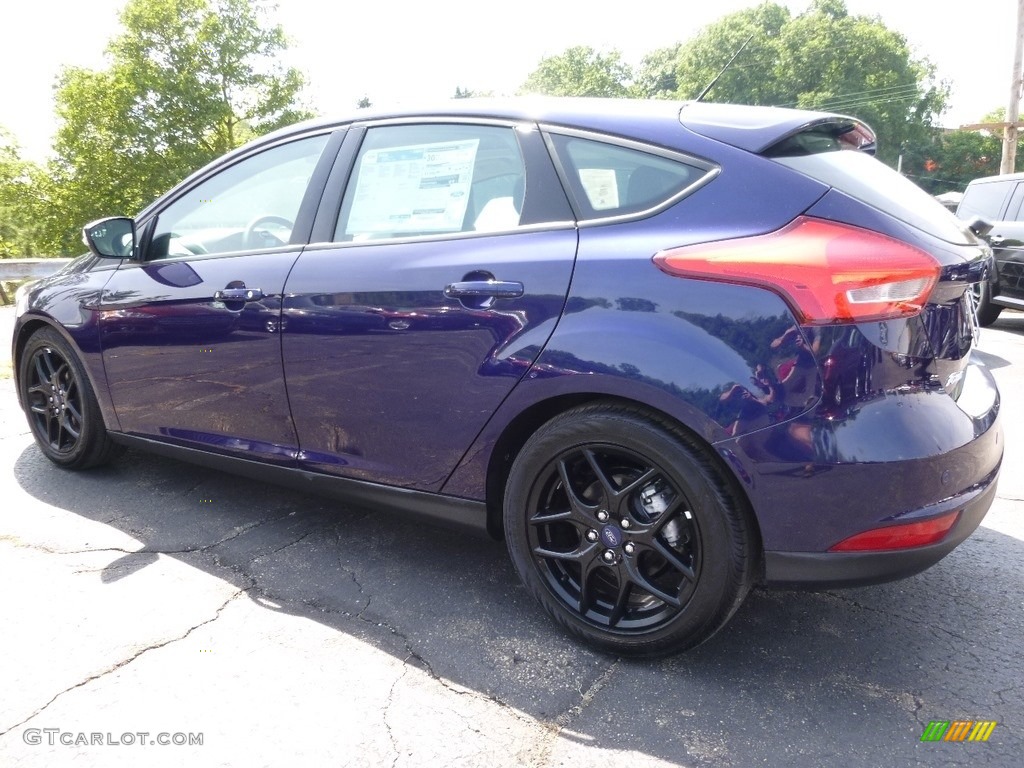 2016 Focus SE Hatch - Kona Blue / Charcoal Black photo #4