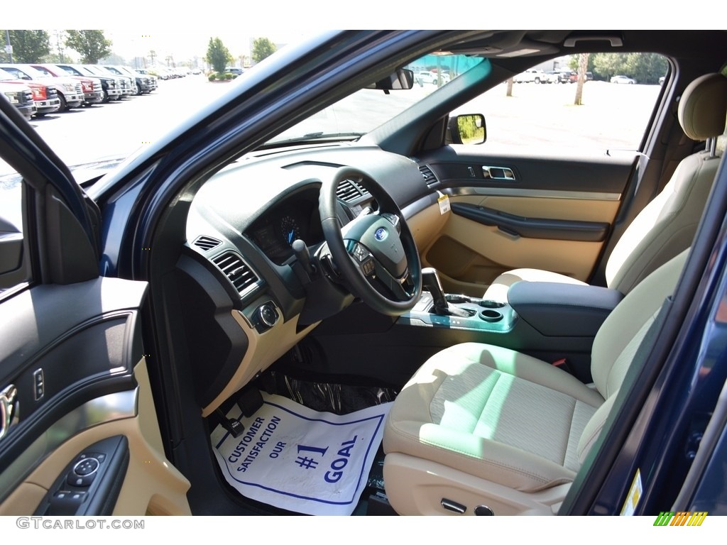 2017 Explorer FWD - Blue Jeans / Medium Light Camel photo #21
