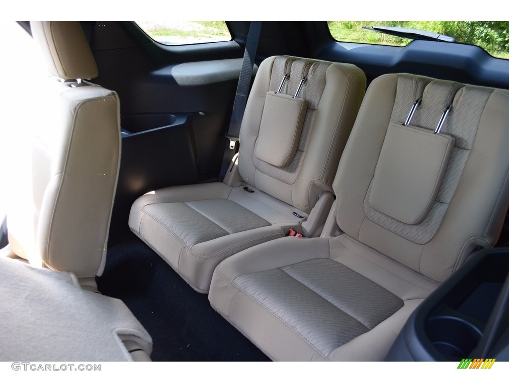 2017 Explorer FWD - Blue Jeans / Medium Light Camel photo #28