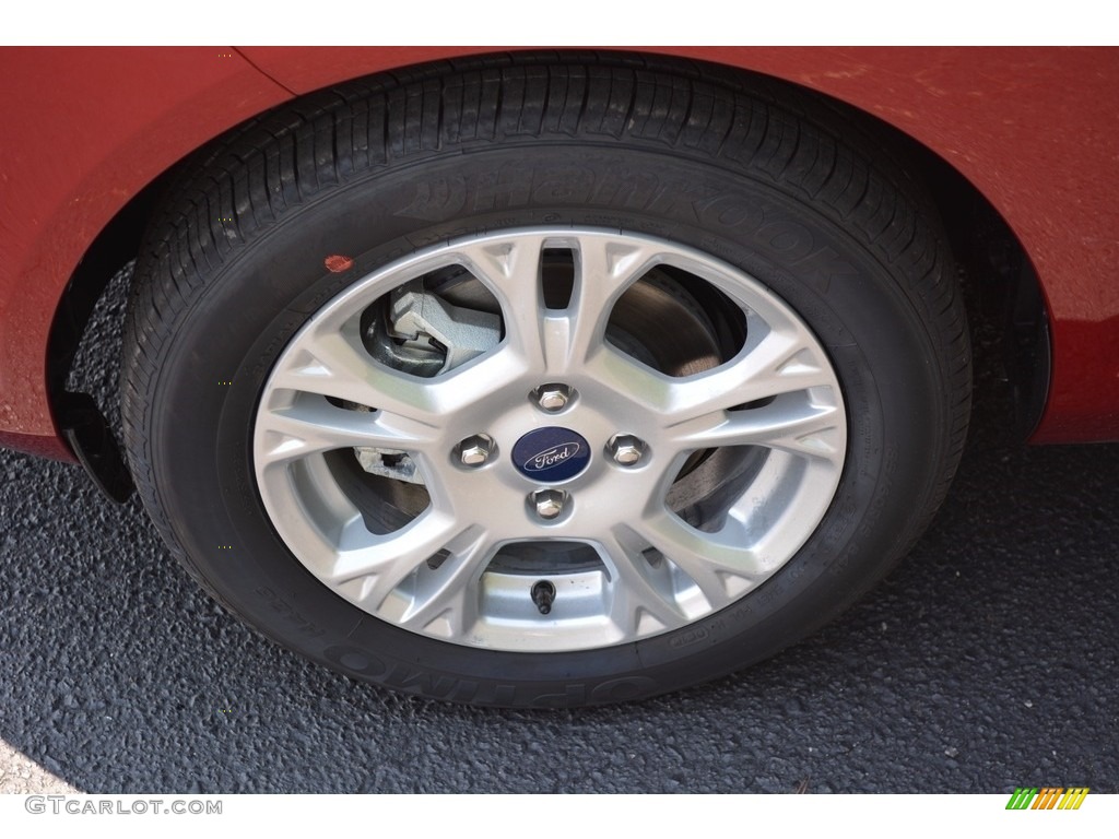 2016 Fiesta SE Sedan - Ruby Red Metallic / Charcoal Black photo #13