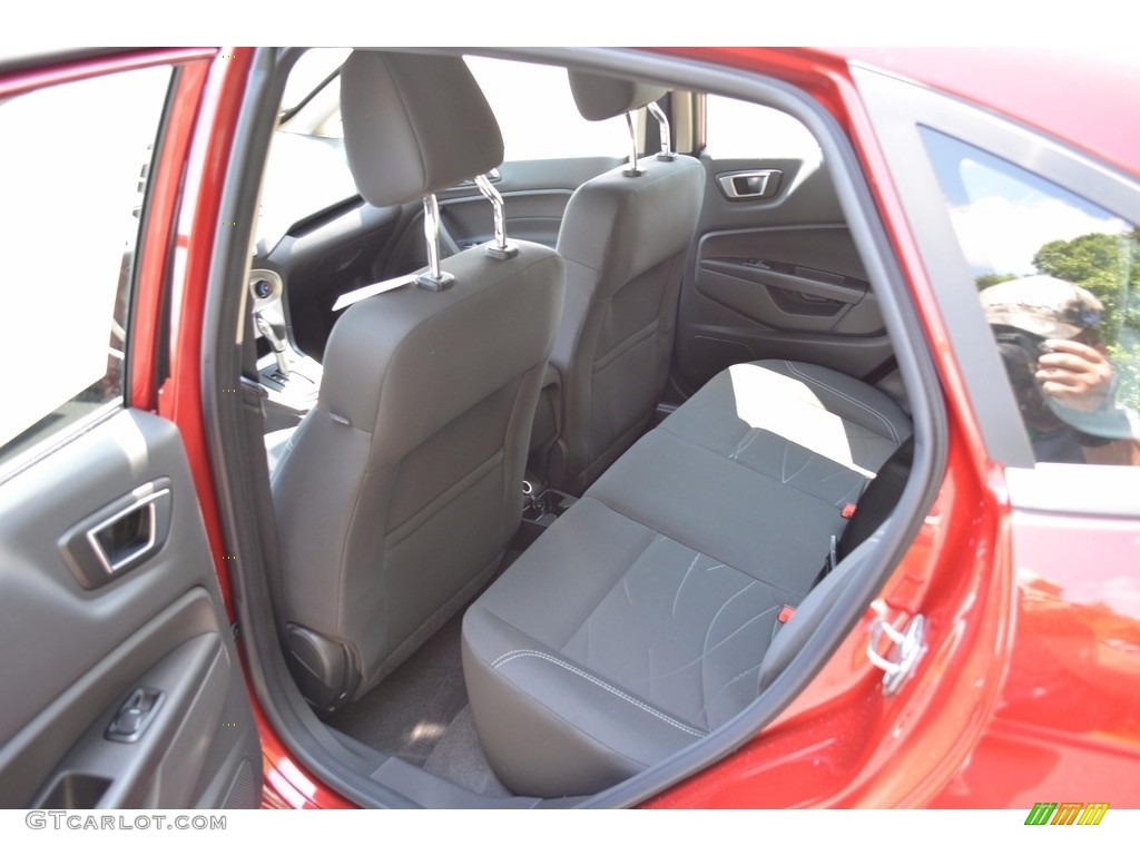 2016 Fiesta SE Sedan - Ruby Red Metallic / Charcoal Black photo #19