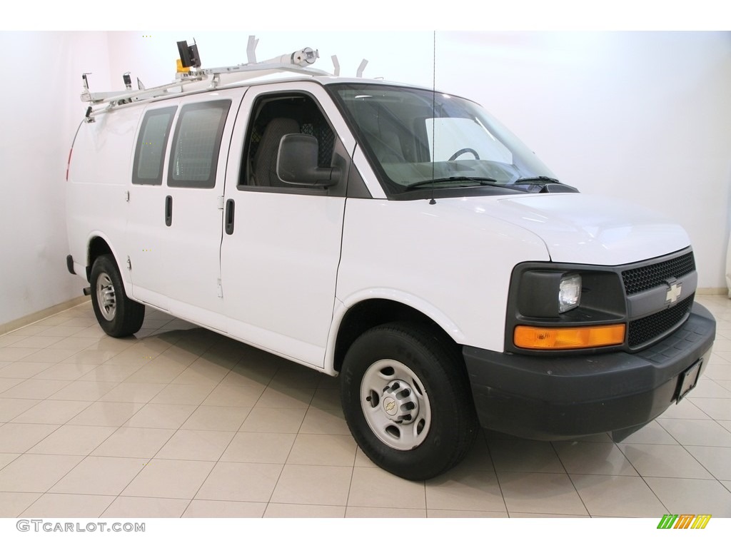2007 Express 2500 Commercial Van - Summit White / Neutral photo #1