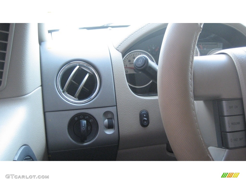 2004 F150 Lariat SuperCab - Oxford White / Tan photo #27