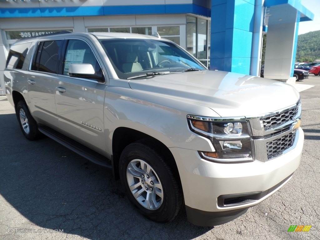 2016 Suburban LS 4WD - Champagne Silver Metallic / Cocoa/Dune photo #1