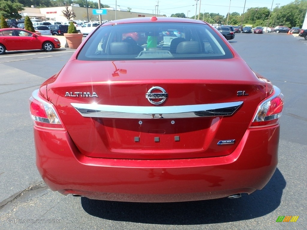 2013 Altima 2.5 SL - Cayenne Red / Charcoal photo #6
