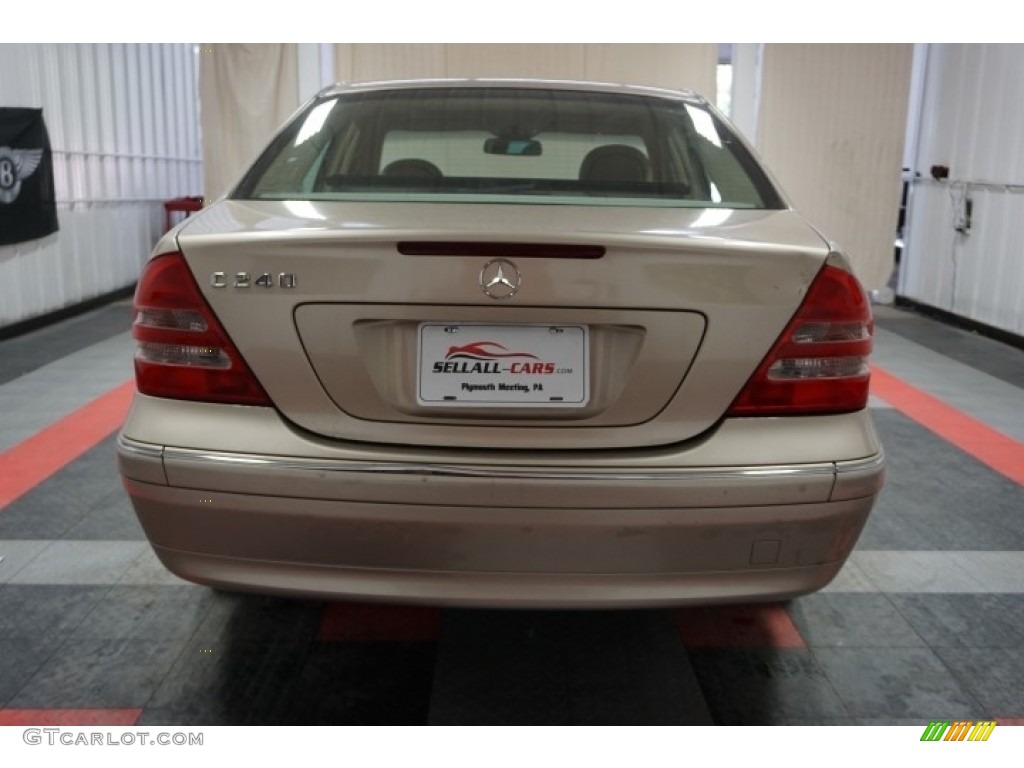 2003 C 240 Sedan - Desert Silver Metallic / Java photo #9