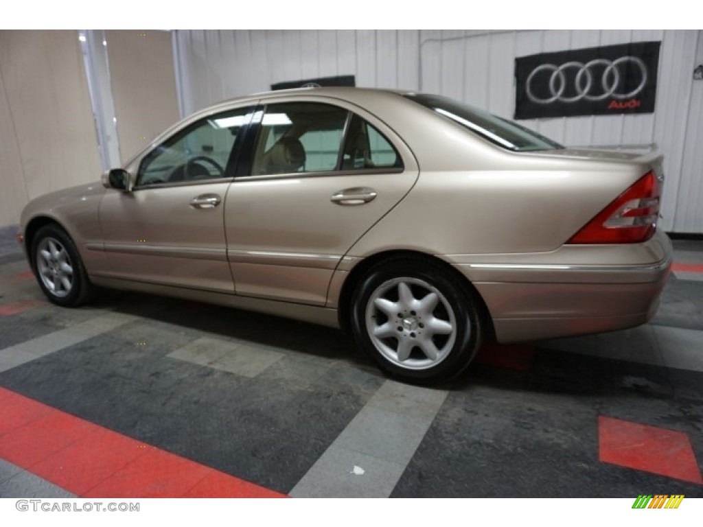 2003 C 240 Sedan - Desert Silver Metallic / Java photo #11