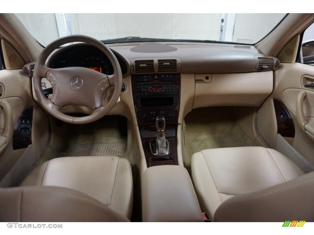 2003 C 240 Sedan - Desert Silver Metallic / Java photo #26