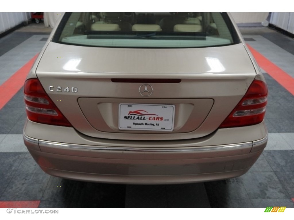 2003 C 240 Sedan - Desert Silver Metallic / Java photo #67