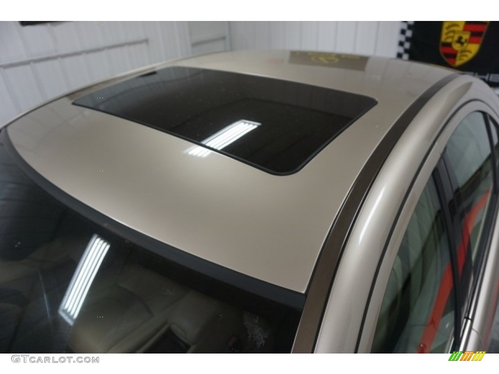 2003 C 240 Sedan - Desert Silver Metallic / Java photo #79